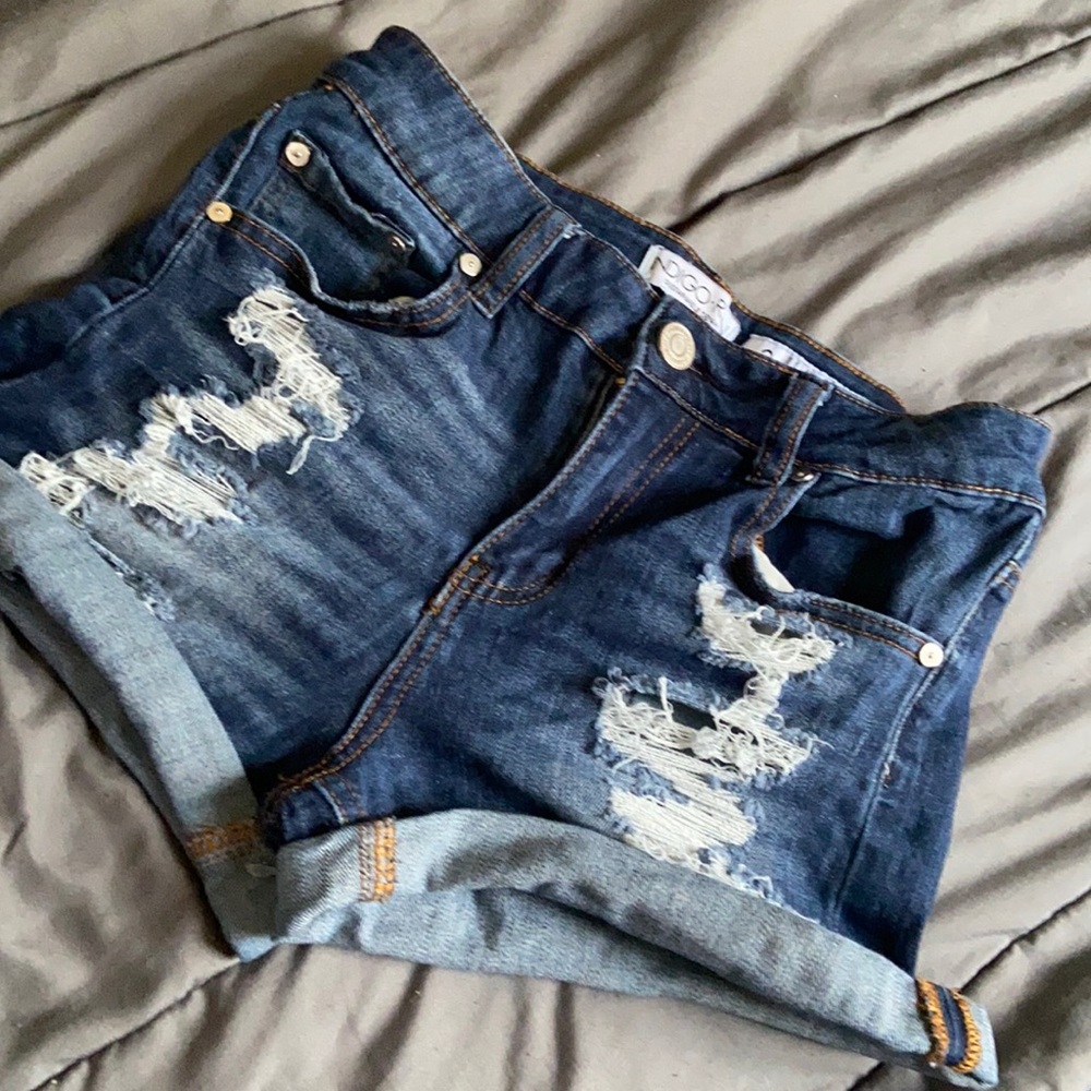 jean ripped shorts